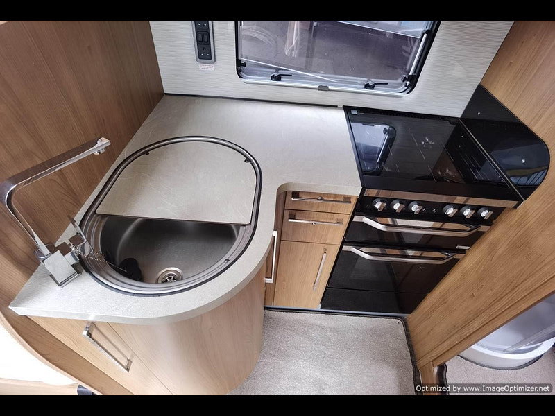 Auto-trail Comanche