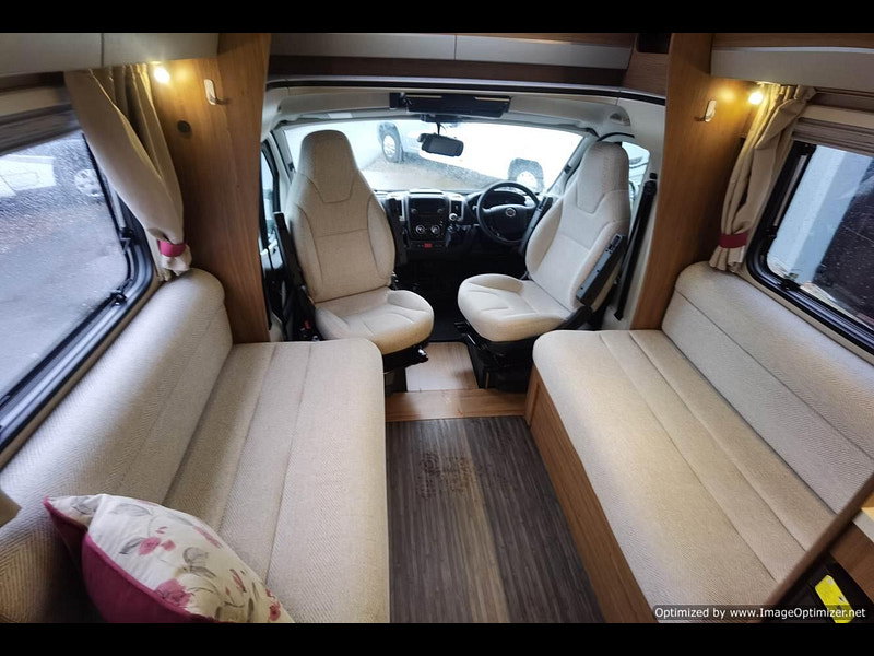 Auto-trail Imala 715