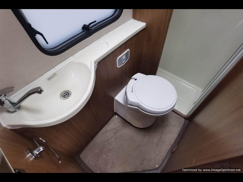 Auto-trail Imala 715