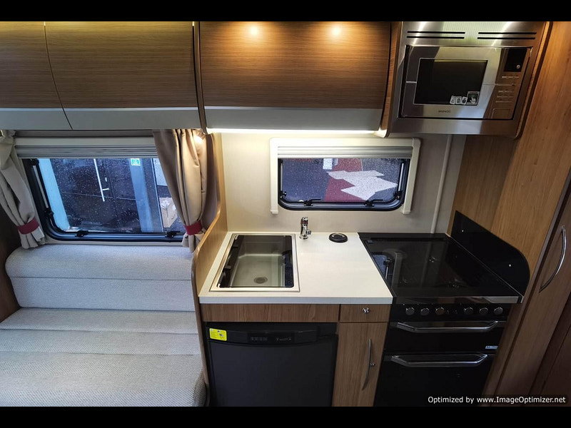 Auto-trail Imala 715
