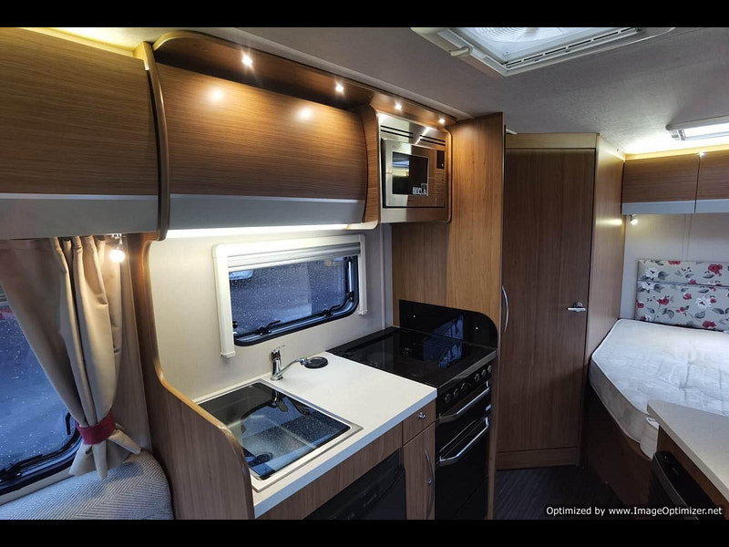 Auto-trail Imala 715