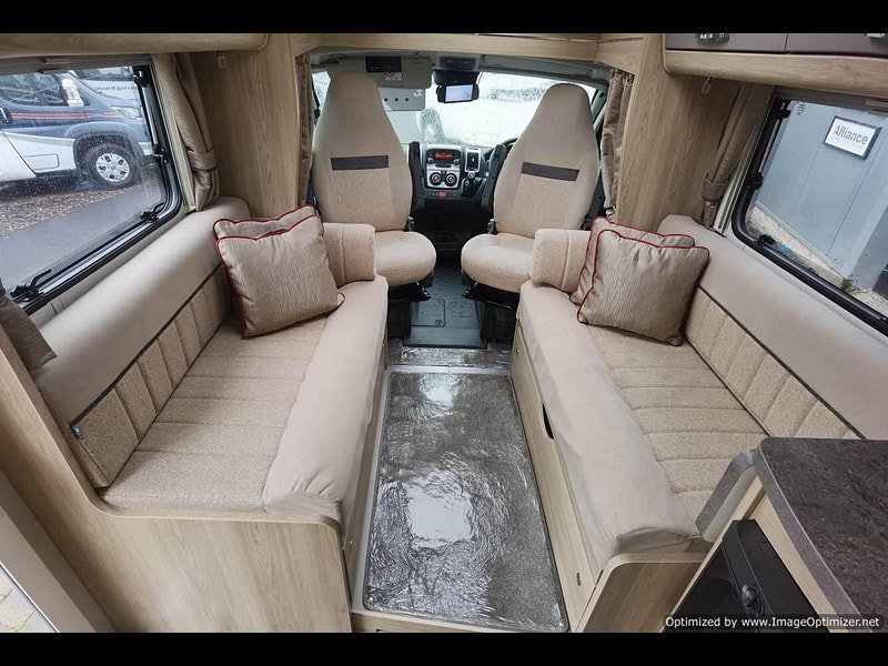 Elddis Autoquest platinum 155
