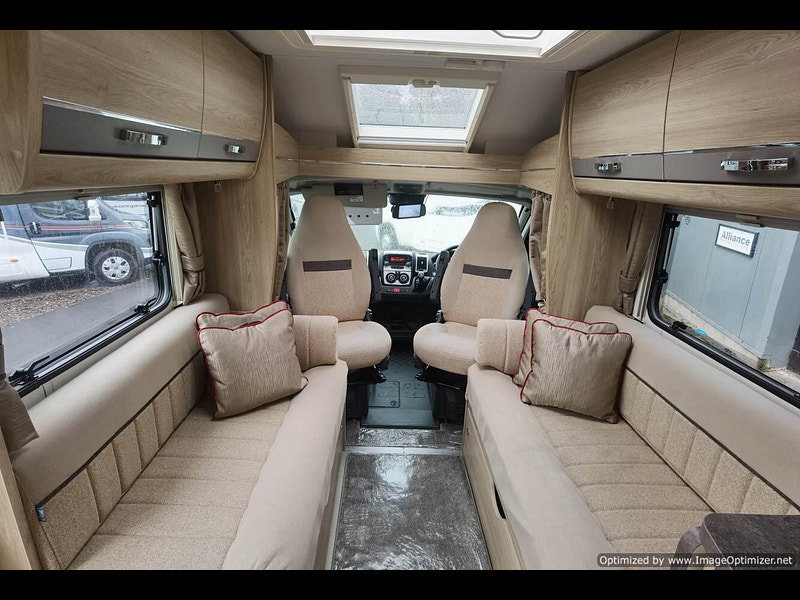Elddis Autoquest platinum 155