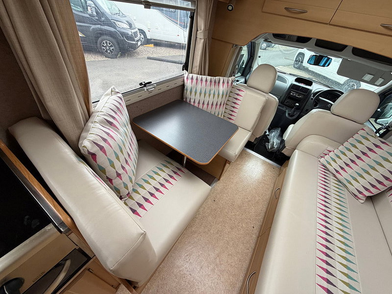 NU Venture Rio Motorhome