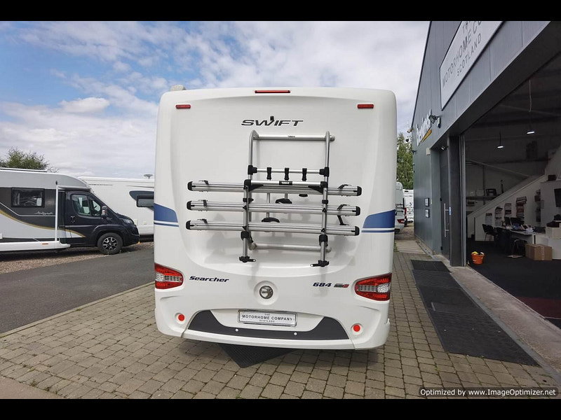 Swift Escape 684