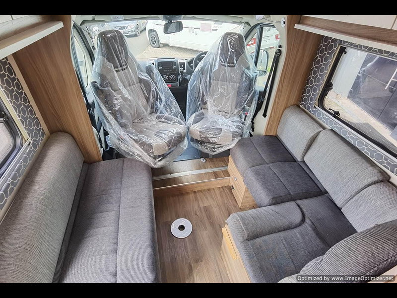 Swift Escape 684