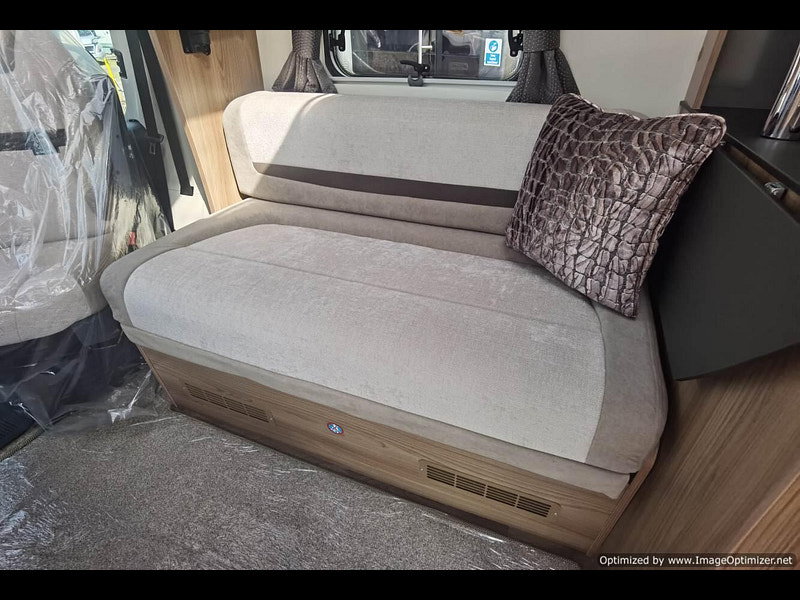 Swift Kobtiki sport 574