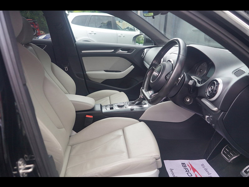 Audi S3 2.0 TFSI Sportback 5dr Petrol S Tronic quattro Euro 6 (s/s) (300 ps)