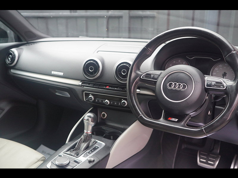 Audi S3 2.0 TFSI Sportback 5dr Petrol S Tronic quattro Euro 6 (s/s) (300 ps)