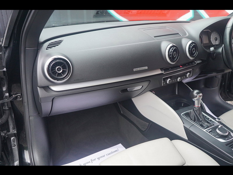 Audi S3 2.0 TFSI Sportback 5dr Petrol S Tronic quattro Euro 6 (s/s) (300 ps)