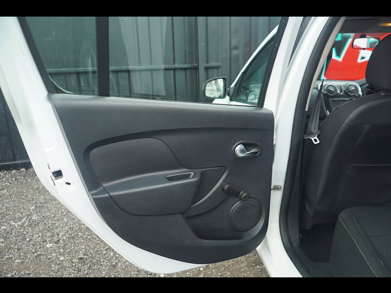 Dacia Sandero 0.9 TCe Laureate Hatchback 5dr Petrol Manual Euro 6 (s/s) (90 ps)