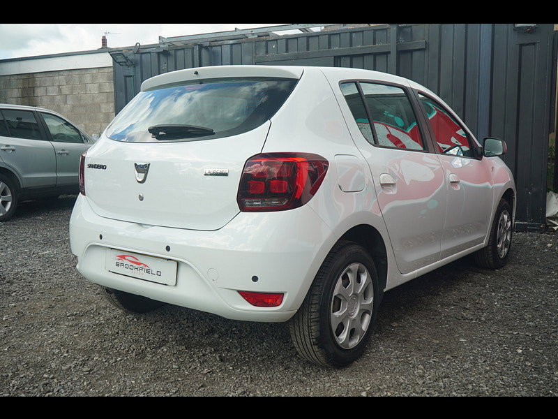 Dacia Sandero 0.9 TCe Laureate Hatchback 5dr Petrol Manual Euro 6 (s/s) (90 ps)