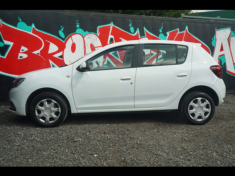 Dacia Sandero 0.9 TCe Laureate Hatchback 5dr Petrol Manual Euro 6 (s/s) (90 ps)