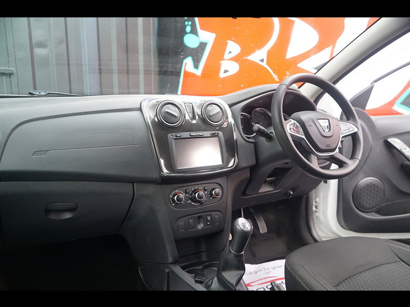 Dacia Sandero 0.9 TCe Laureate Hatchback 5dr Petrol Manual Euro 6 (s/s) (90 ps)