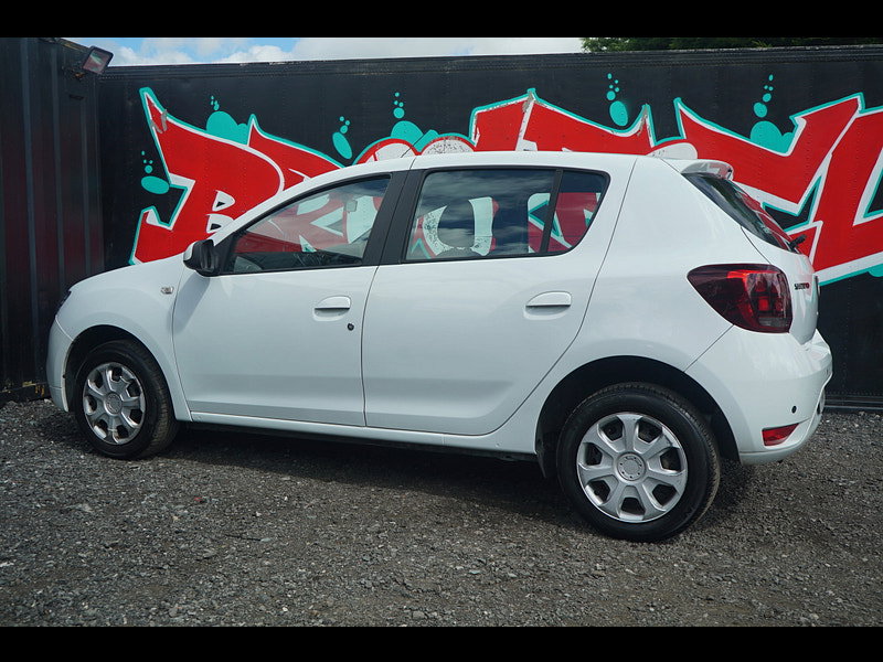 Dacia Sandero 0.9 TCe Laureate Hatchback 5dr Petrol Manual Euro 6 (s/s) (90 ps)