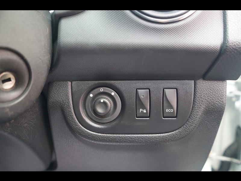 Dacia Sandero 0.9 TCe Laureate Hatchback 5dr Petrol Manual Euro 6 (s/s) (90 ps)