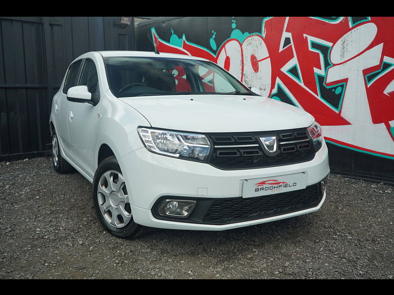 Dacia Sandero 0.9 TCe Laureate Hatchback 5dr Petrol Manual Euro 6 (s/s) (90 ps)