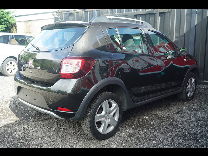 Dacia Sandero Stepway 0.9 TCe Ambiance Hatchback 5dr Petrol Manual Euro 5 (90 ps)