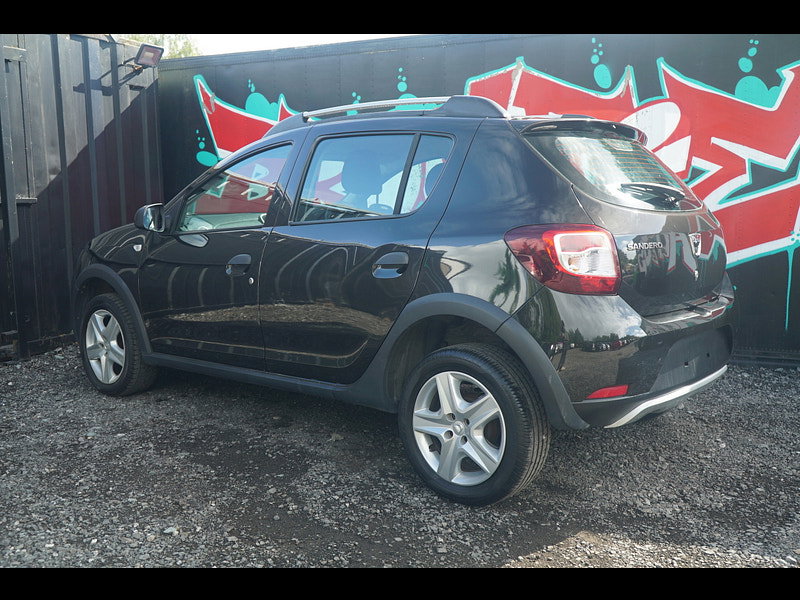 Dacia Sandero Stepway 0.9 TCe Ambiance Hatchback 5dr Petrol Manual Euro 5 (90 ps)
