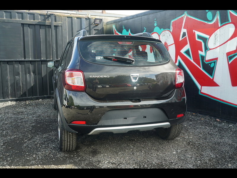 Dacia Sandero Stepway 0.9 TCe Ambiance Hatchback 5dr Petrol Manual Euro 5 (90 ps)