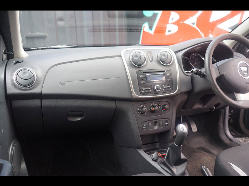 Dacia Sandero Stepway 0.9 TCe Ambiance Hatchback 5dr Petrol Manual Euro 5 (90 ps)