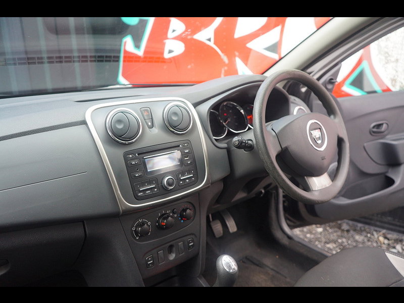 Dacia Sandero Stepway 0.9 TCe Ambiance Hatchback 5dr Petrol Manual Euro 5 (90 ps)