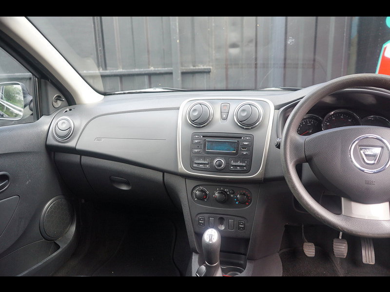 Dacia Sandero Stepway 0.9 TCe Ambiance Hatchback 5dr Petrol Manual Euro 5 (90 ps)