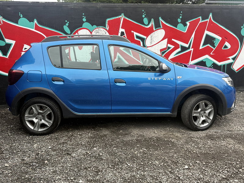 Dacia Sandero Stepway 0.9 TCe Ambiance Hatchback 5dr Petrol Manual Euro 6 (s/s) (90 ps)