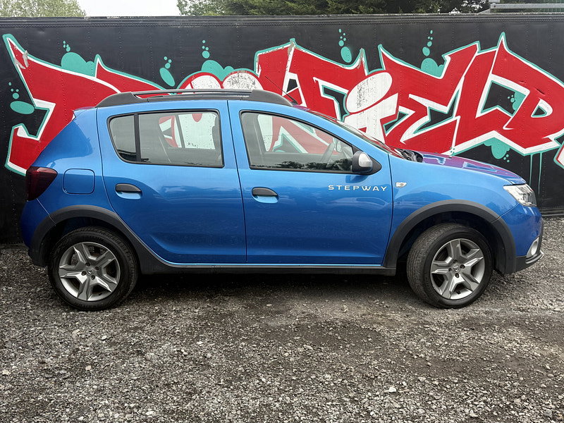Dacia Sandero Stepway 0.9 TCe Ambiance Hatchback 5dr Petrol Manual Euro 6 (s/s) (90 ps)