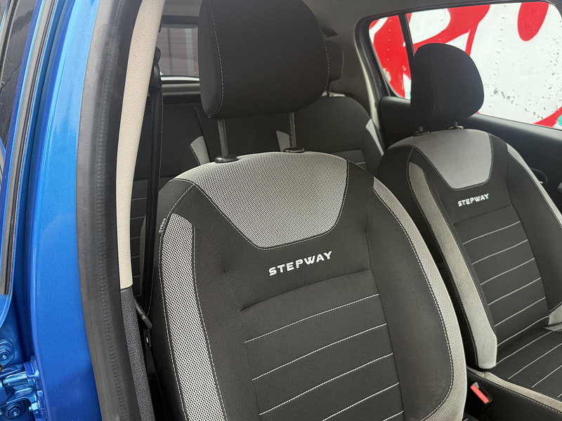 Dacia Sandero Stepway 0.9 TCe Ambiance Hatchback 5dr Petrol Manual Euro 6 (s/s) (90 ps)