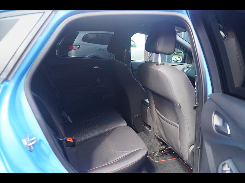 Ford Focus 1.0T EcoBoost ST-Line X Hatchback 5dr Petrol Manual Euro 6 (s/s) (140 ps)