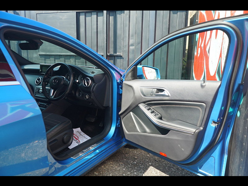 Mercedes-Benz A Class 1.5 A180 CDI Sport Hatchback 5dr Diesel 7G-DCT Euro 5 (s/s) (109 ps)