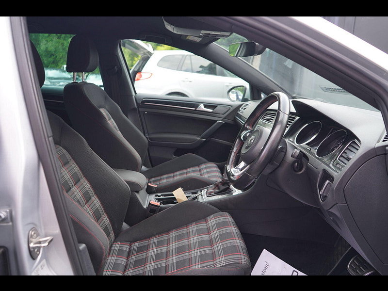 Volkswagen Golf 2.0 TSI BlueMotion Tech GTI DSG Euro 6 (s/s) 5dr