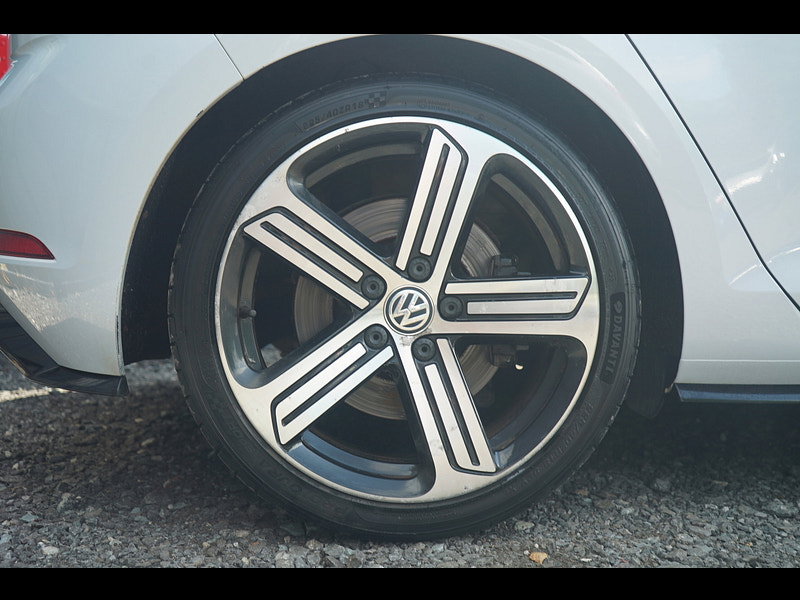 Volkswagen Golf 2.0 TSI BlueMotion Tech R Hatchback 5dr Petrol DSG 4Motion Euro 6 (s/s) (310 ps)