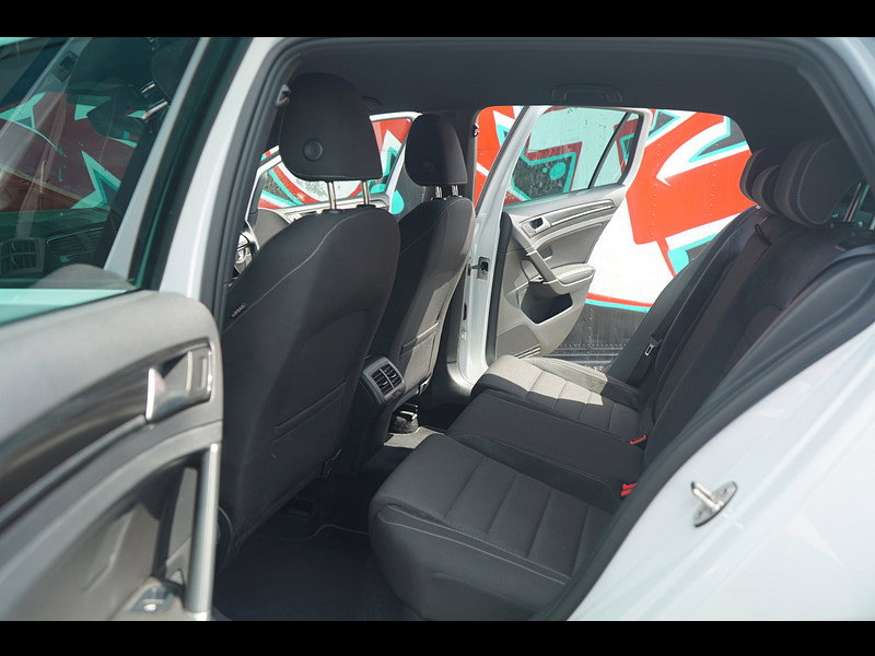 Volkswagen Golf 2.0 TSI BlueMotion Tech R Hatchback 5dr Petrol DSG 4Motion Euro 6 (s/s) (310 ps)