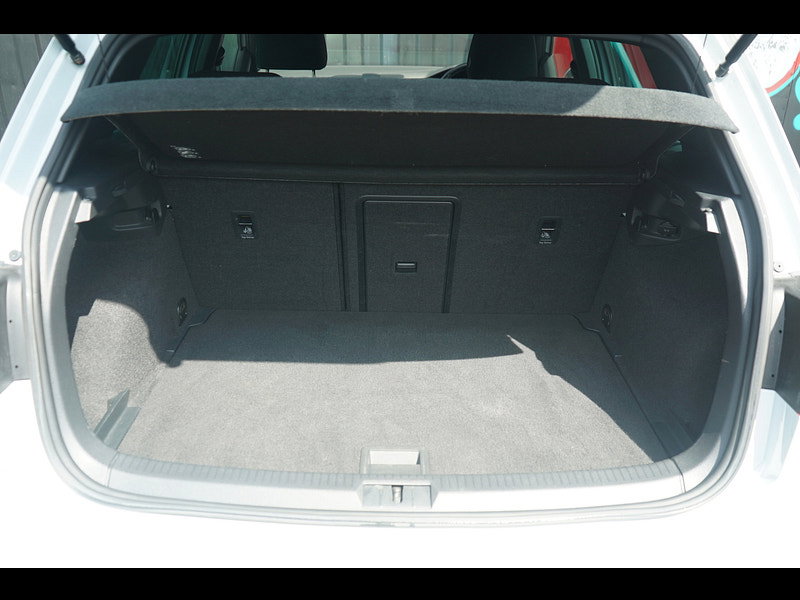Volkswagen Golf 2.0 TSI BlueMotion Tech R Hatchback 5dr Petrol DSG 4Motion Euro 6 (s/s) (310 ps)