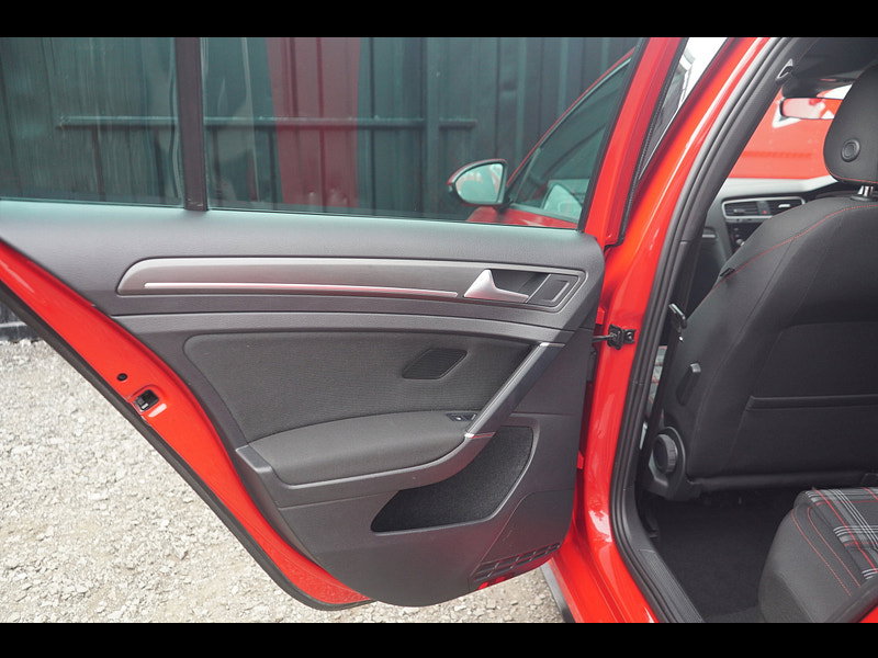 Volkswagen Golf 2.0 TSI GPF GTI Performance Hatchback 5dr Petrol DSG Euro 6 (s/s) (245 ps)