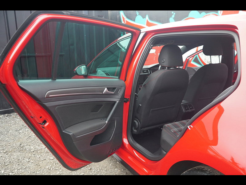 Volkswagen Golf 2.0 TSI GPF GTI Performance Hatchback 5dr Petrol DSG Euro 6 (s/s) (245 ps)