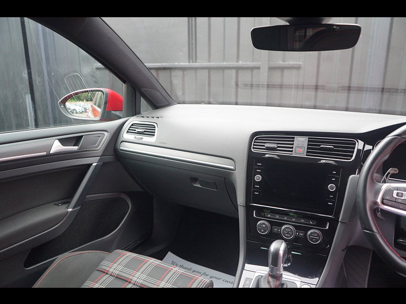 Volkswagen Golf 2.0 TSI GPF GTI Performance Hatchback 5dr Petrol DSG Euro 6 (s/s) (245 ps)