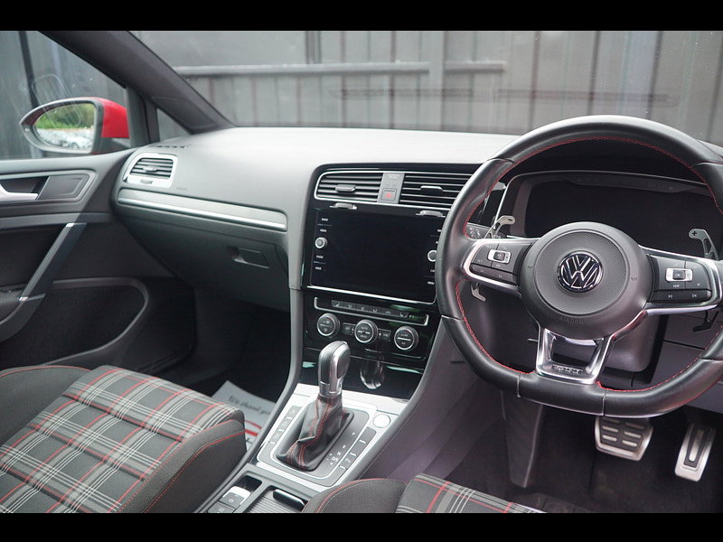 Volkswagen Golf 2.0 TSI GPF GTI Performance Hatchback 5dr Petrol DSG Euro 6 (s/s) (245 ps)