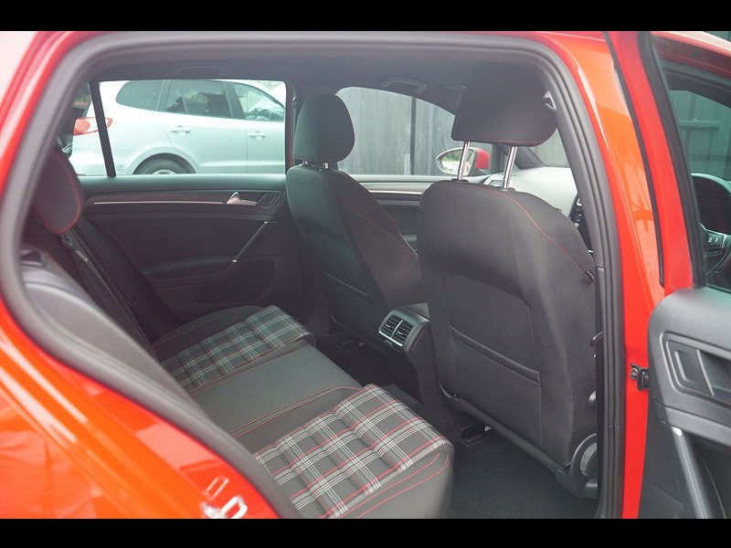 Volkswagen Golf 2.0 TSI GPF GTI Performance Hatchback 5dr Petrol DSG Euro 6 (s/s) (245 ps)