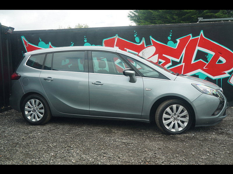 Vauxhall Zafira Tourer 2.0 CDTi SE MPV 5dr Diesel Auto Euro 5 (165 ps)