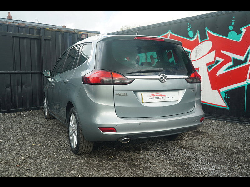 Vauxhall Zafira Tourer 2.0 CDTi SE MPV 5dr Diesel Auto Euro 5 (165 ps)