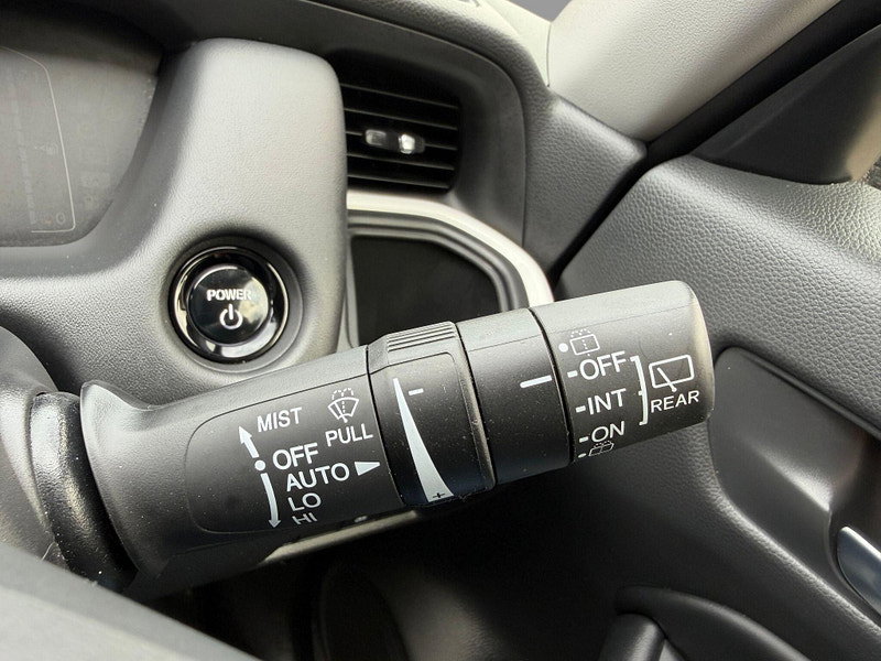 Honda Jazz I-MMD SR
