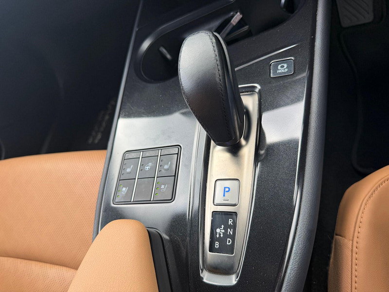 Lexus Ux 300E TAKUMI
