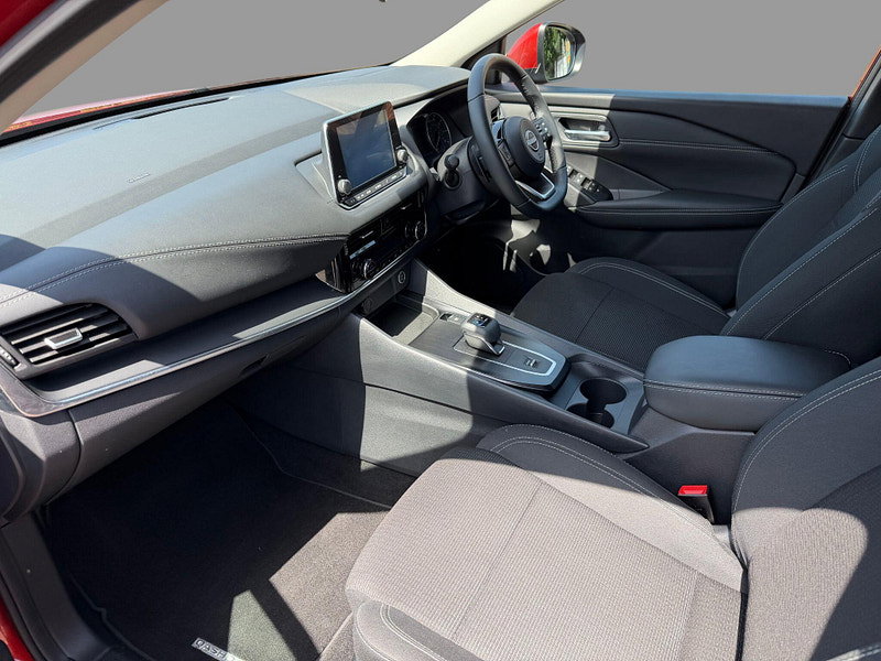 Nissan Qashqai DIG-T ACENTA PREMIUM DCT MHEV