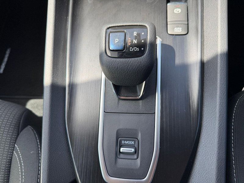 Nissan Qashqai DIG-T ACENTA PREMIUM DCT MHEV