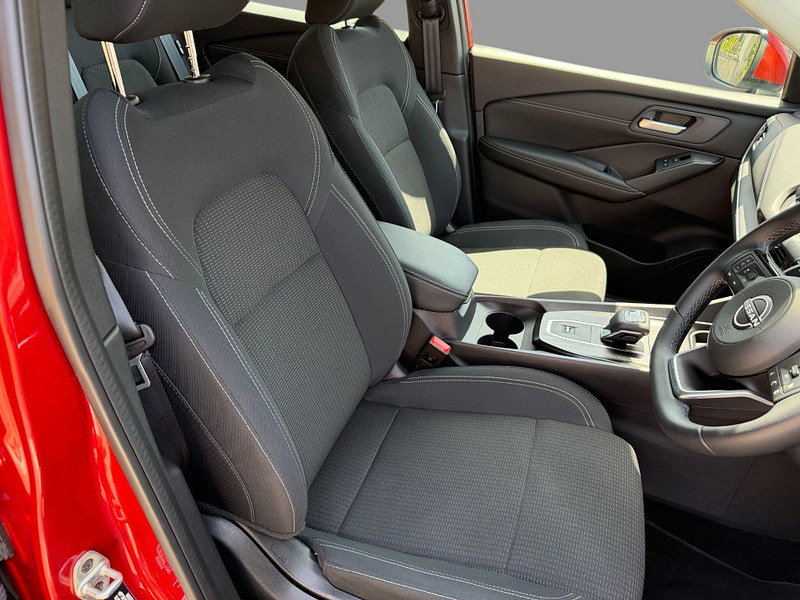 Nissan Qashqai DIG-T ACENTA PREMIUM DCT MHEV