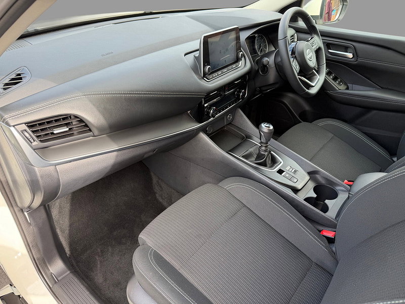 Nissan Qashqai DIG-T ACENTA PREMIUM MHEV