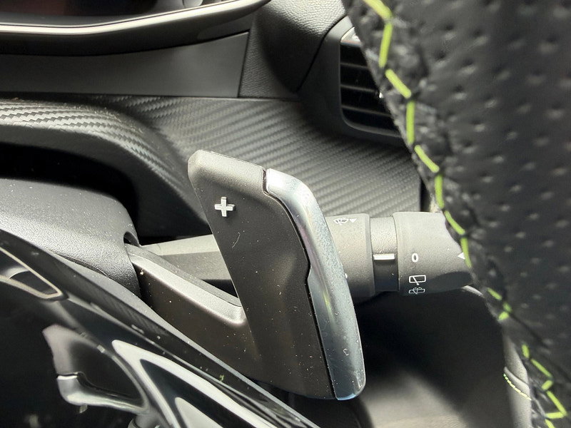Peugeot 2008 PURETECH EAT8 S/S GT